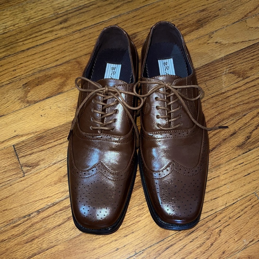 Vegan leather shoes “not leather”